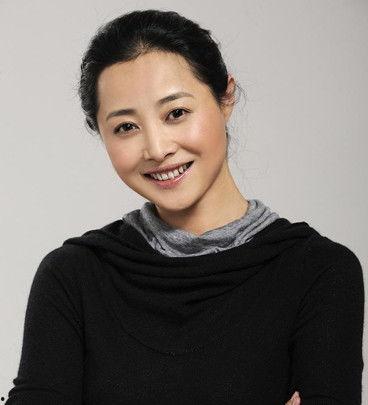 胡钰佳个人资料,才华横溢的青年才俊，多领域成就斐然